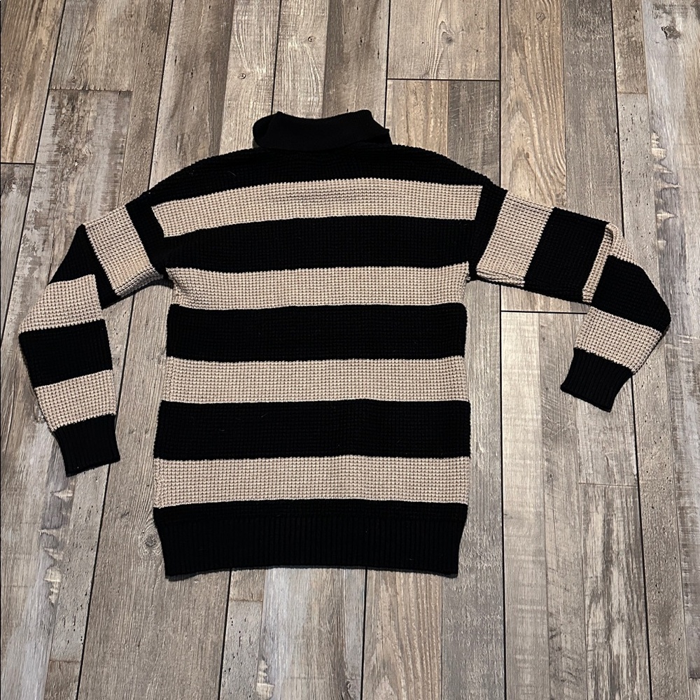 Cyrus Sweater - Picture 2 of 3
